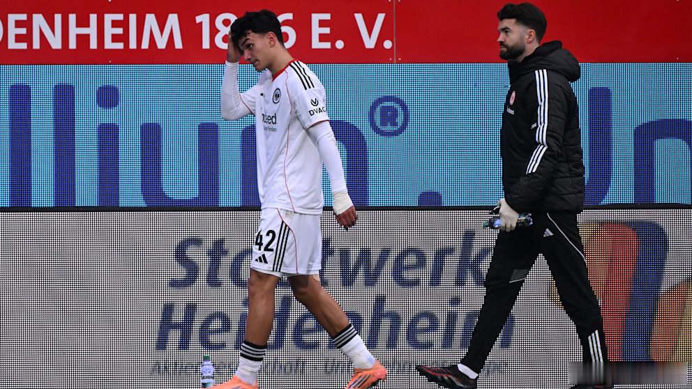 过去几周，法兰克福中场乌尊总是抱怨大腿问题，因此没有在和利物浦以及多特蒙德的比赛