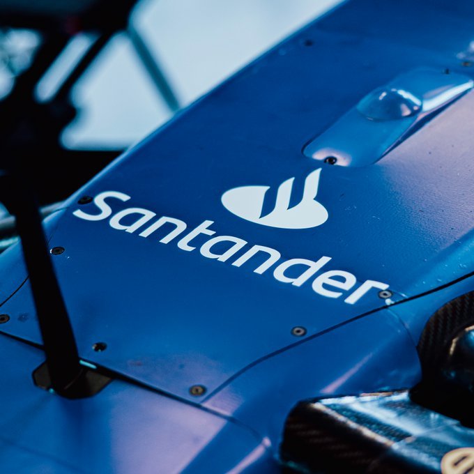 桑坦德银行与F1威廉姆斯车队达成了一份多年协议，从2025年起赞助车队。今天阿布
