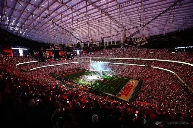 2024 年美国出席人数最多的体育赛事🇺🇲 ：

1.摔跤狂热 40 第二夜