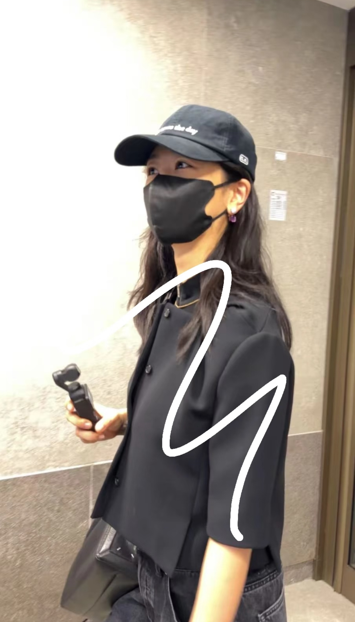杨紫米兰出发杨紫落地米兰 估计这次还会有vlog