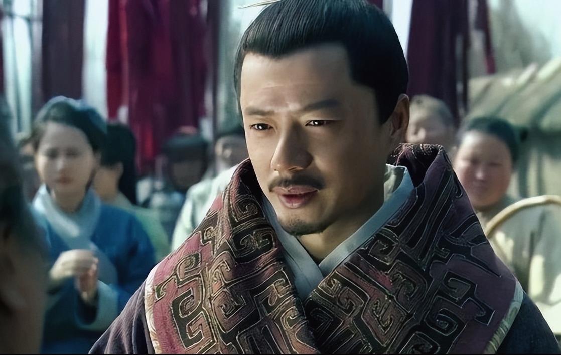 韩信投奔刘邦是一招臭棋：
人们一直好奇：是韩信成就了刘邦，还是刘邦造就了韩信，可