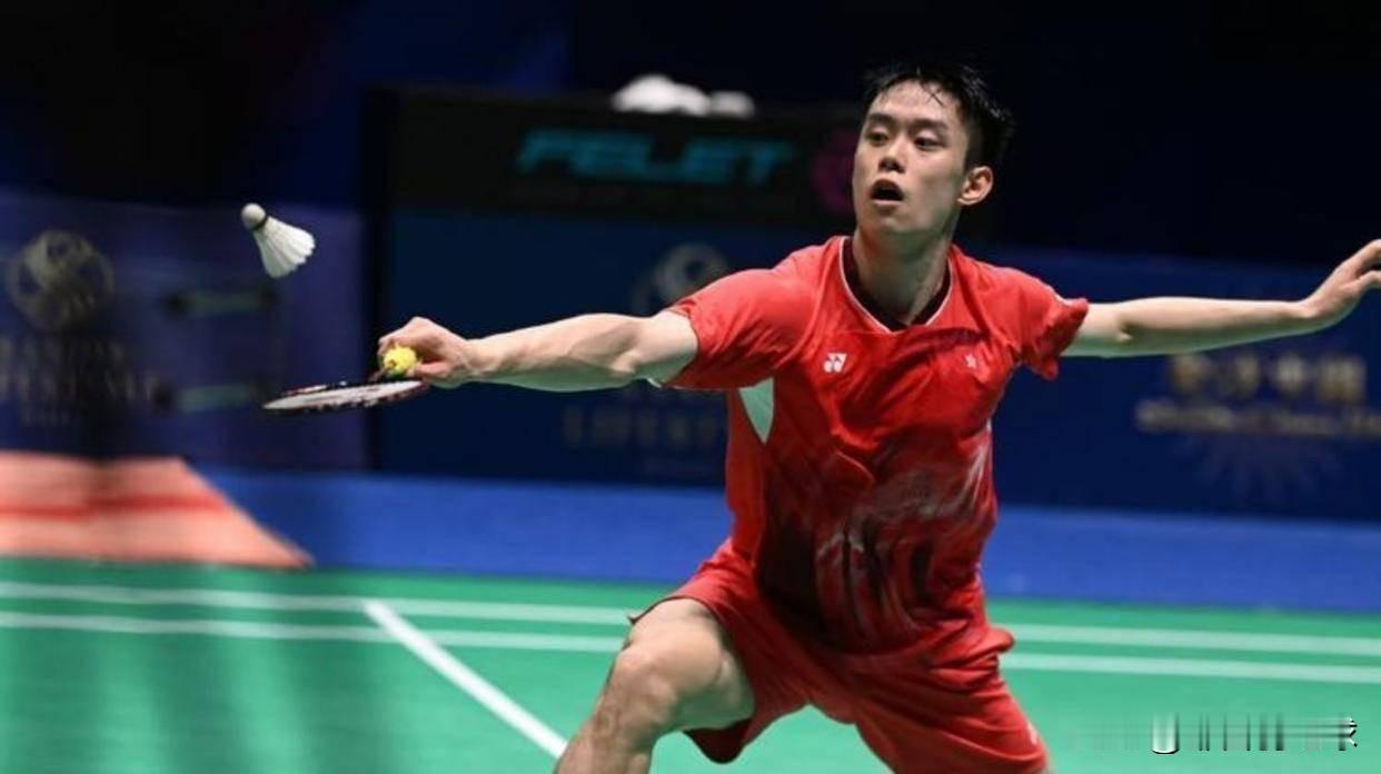 吴英伦鏖战三局击败斯里坎特摘冠

刚刚，2025赛德莫迪羽毛球国际赛圆满收官。中