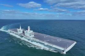 4月22日国防部官宣四川舰奔赴南海，和辽宁舰形成“双舰合璧”，直接让美菲1.7万