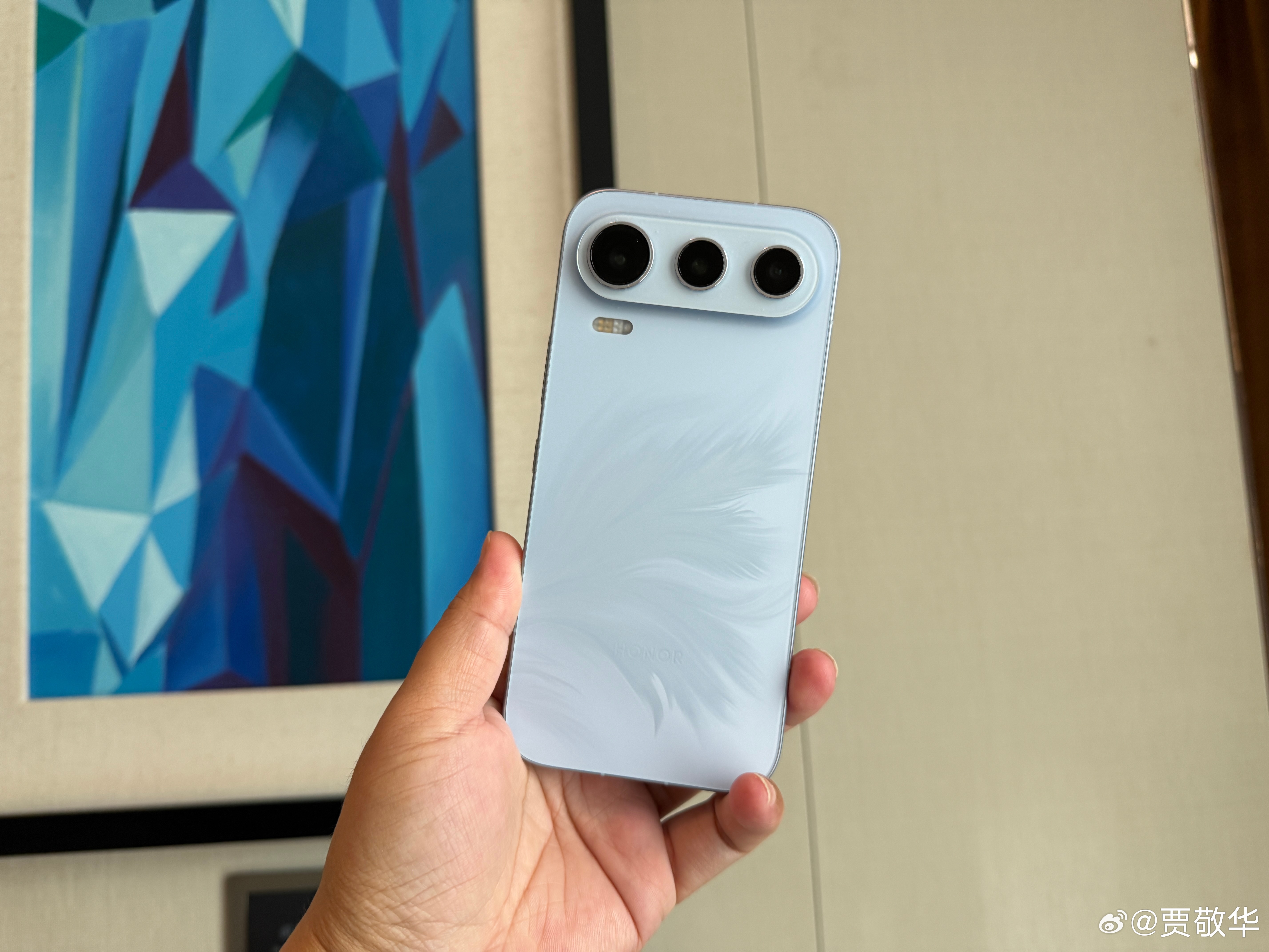 最近刷到很多吐槽OPPO Reno16、荣耀600和vivo S60配置太低的视
