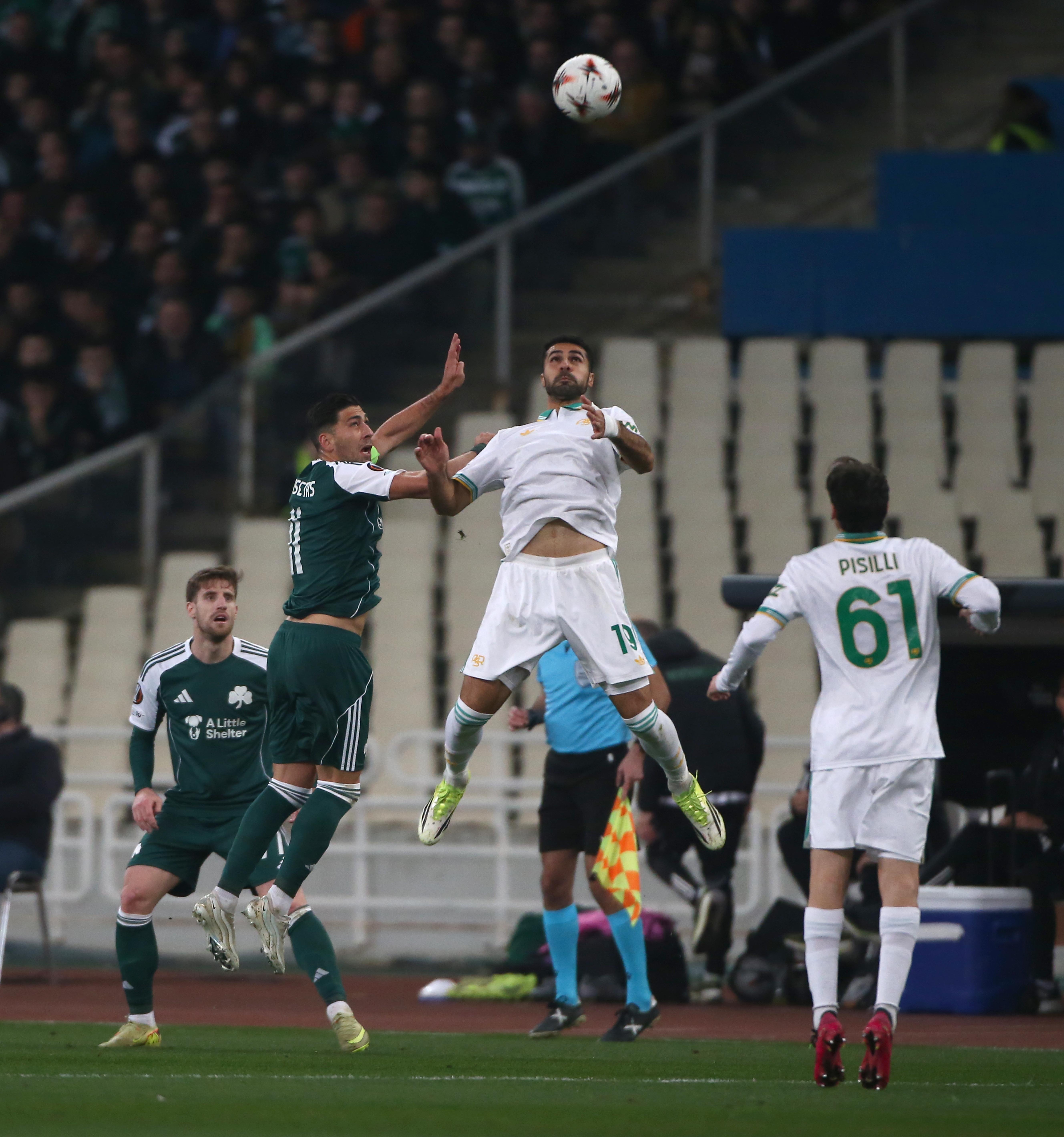 罗马自2010年1月之后，首次在开场15分钟内染红后避免失利