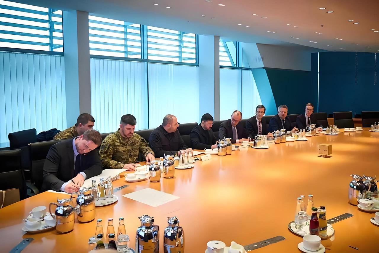 俄乌和平谈判各方诚意不足！今明两日，美国与乌克兰在柏林讨论“俄乌和平协议”。会议