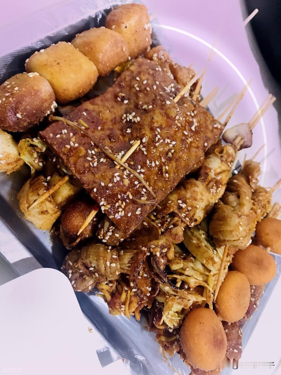 攒钱如“蜀道”，难于上青天？扎心了老铁们
说真的，这两天我刚算完账，直接emo了