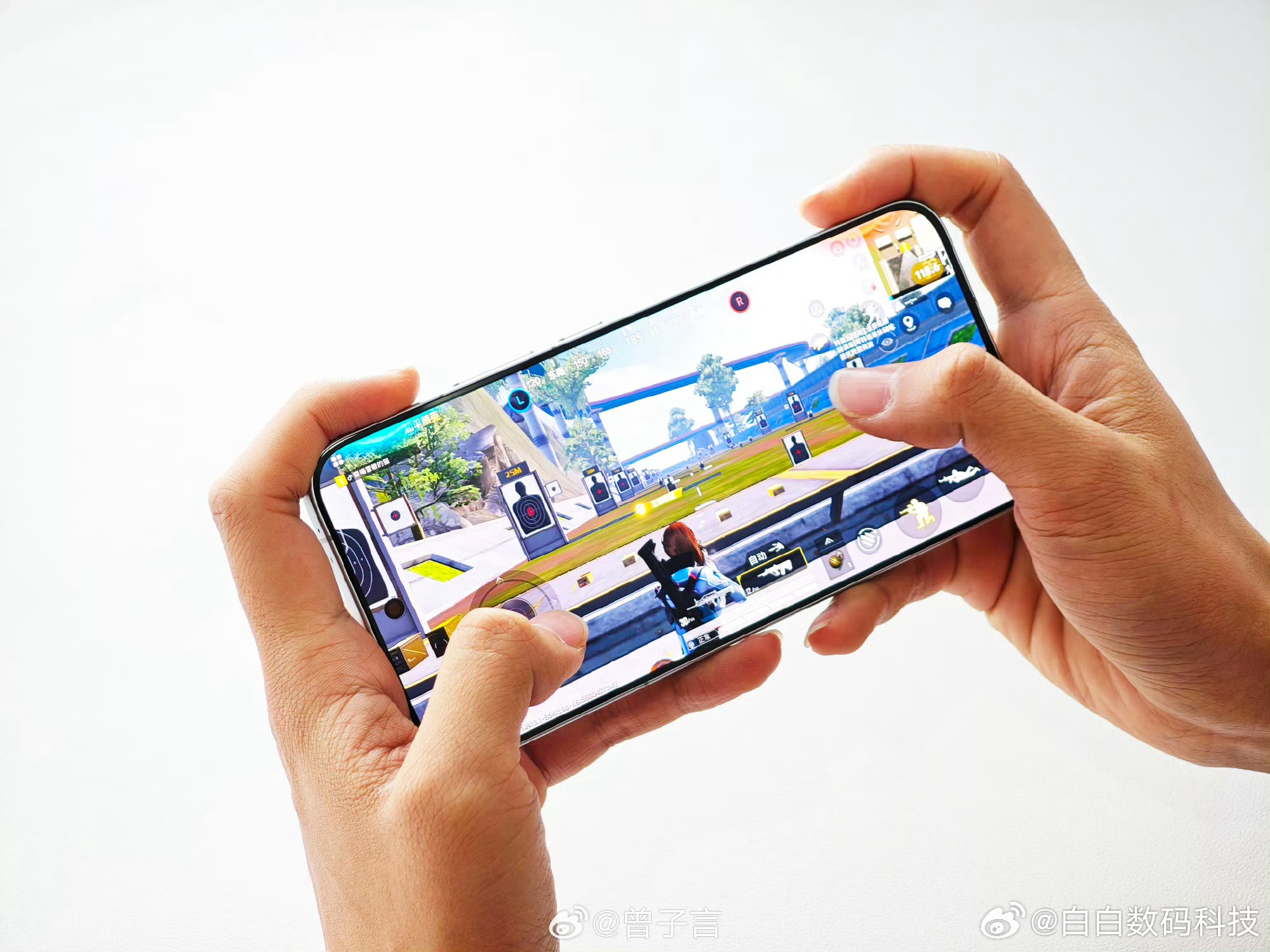 iQOO 15 Ultra 玩和平精英真的太爽了！有肩键可以轻松四指操作，吃鸡容