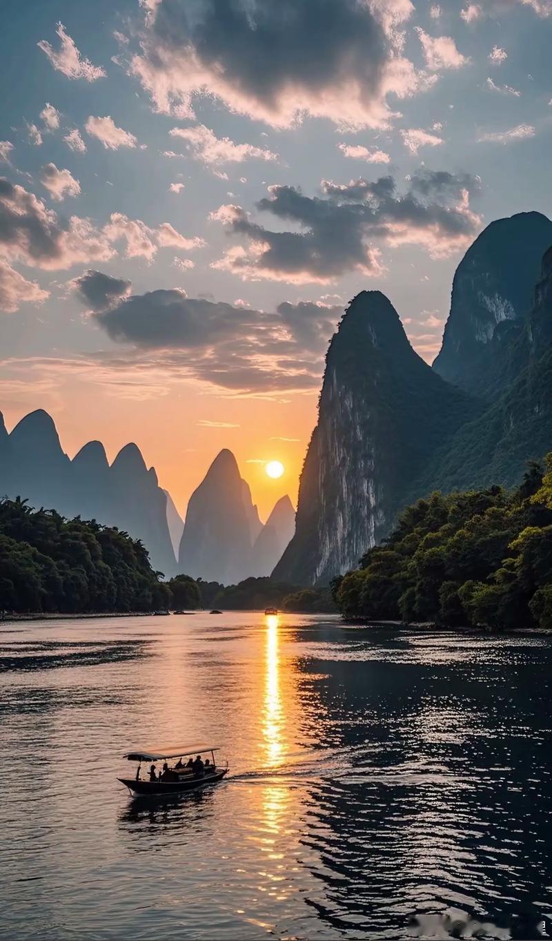 小运播报：2026年1月8日，星期四，农历十一月二十 (乙巳年己丑月壬午日)，法