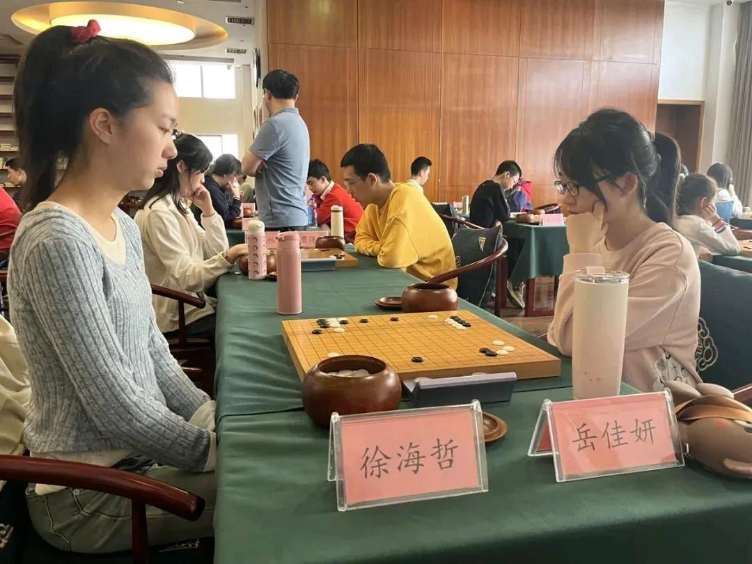 马桥杯新人王赛新增亮点
洛阳女孩岳佳妍晋级本赛




第28届"马桥杯"中国围