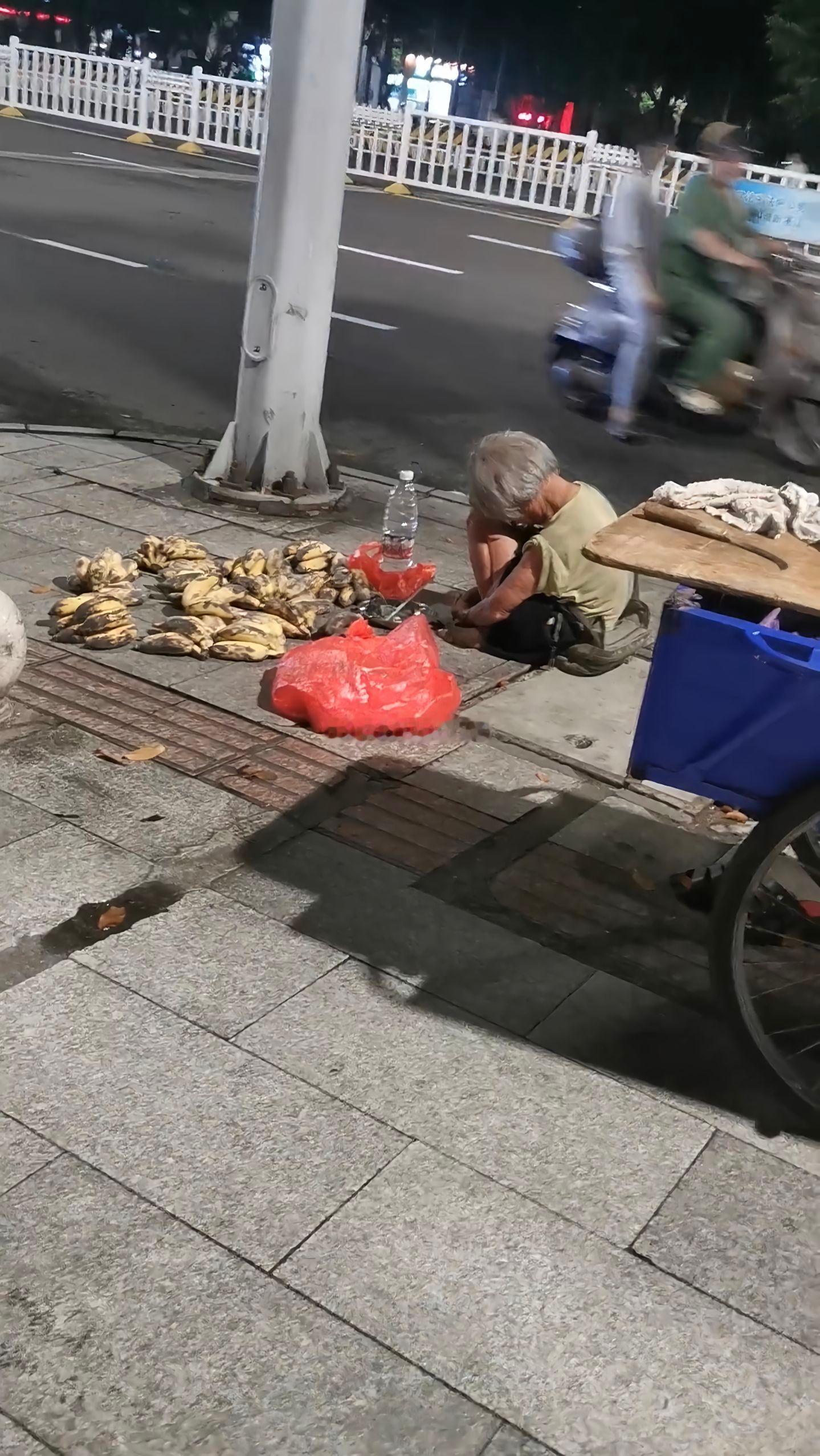 也是一个人，也是一条命，也是人家的女儿，也是人家的妻，也是人家的娘…． 