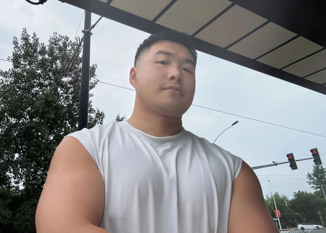 🔛假期
开启假期模式 发点生活边角料 健身日常
原来放假这么爽～
不用早起冒雨