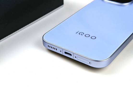 iQOO Z11 Turbo評測：中端價位 旗艦體驗的全面越級