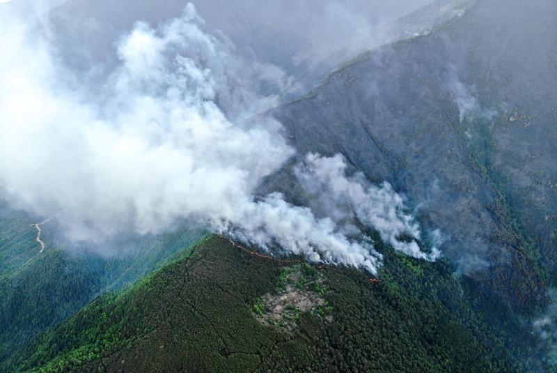 🔥🔥🔥大理洱源清明节发生山火 经当地全力组织扑救明火已基本扑灭

4月5日