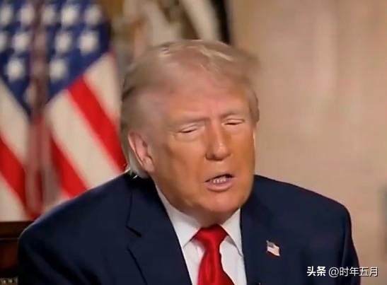 特朗普太搞笑了，帮民主党（Democrat）改名为“笨蛋党”（Dumocrat）