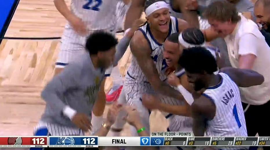 常规赛魔术115：112绝杀开拓者！

杨瀚森，未上场。

比赛前三节，开拓者一