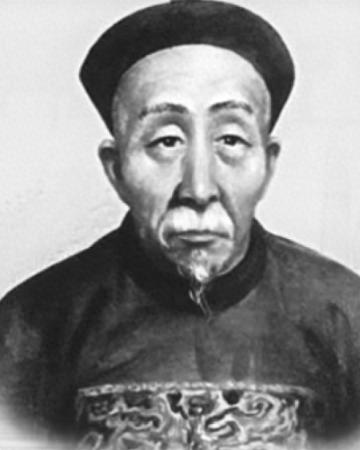 窗外蛤蟆叫，乾隆问刘墉：“殿外何事喧哗？”刘墉一听，心想大家都知道，这是蛤蟆在叫