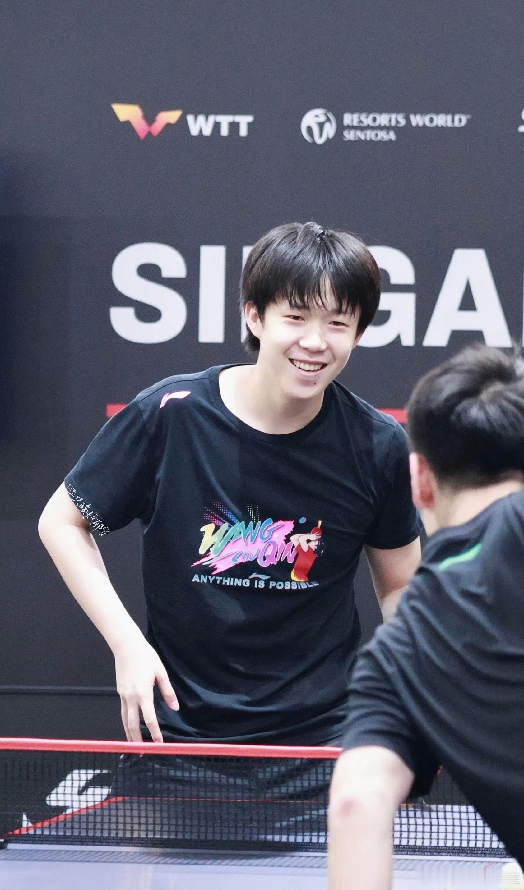 王楚钦vs户上隼辅王楚钦下轮对阵林德大头赢球已不叫sou，输球才是馊！🏓晚安！