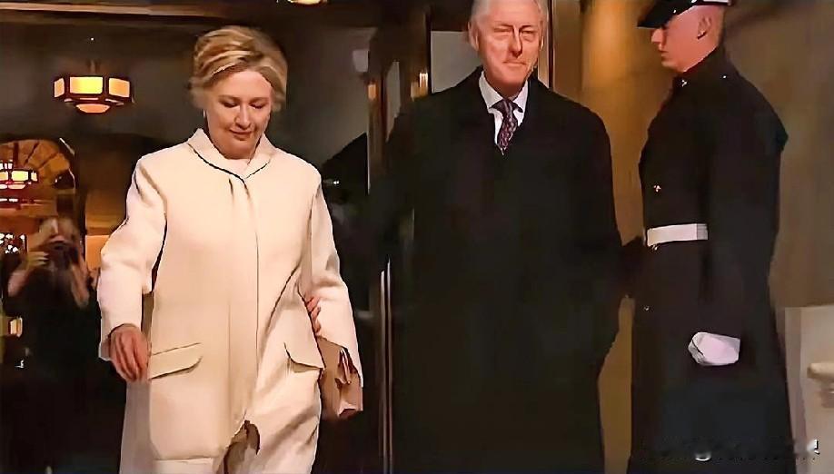 2月3日下午的最新消息，速报，全都不容错过，第三条： 克林顿夫妇同意出席众议院听