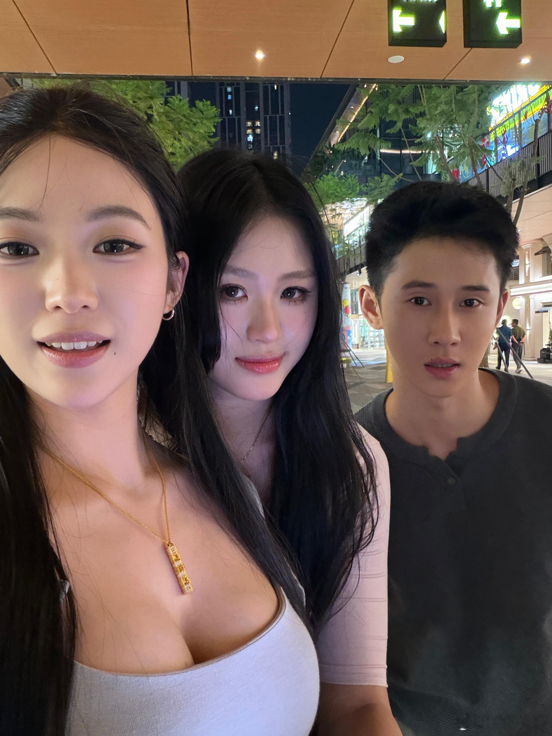 还是舍不得成都555555.. 