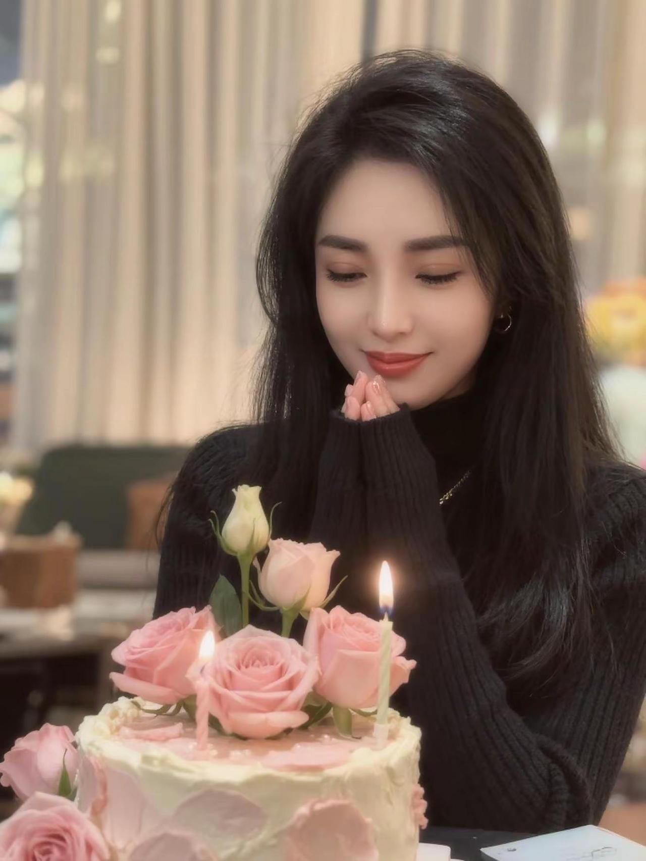 今天是个好日子，㊗️所有过生日的人都开开心心快快乐乐健健康康平平安安！