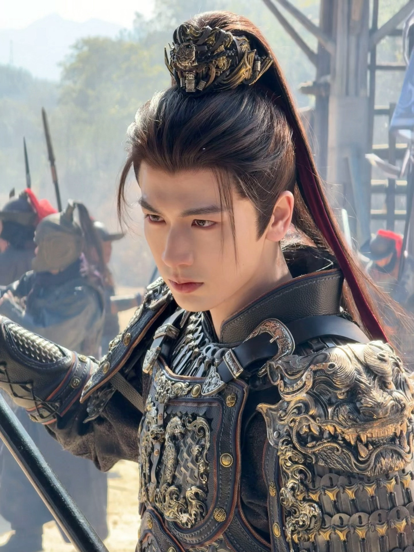 张凌赫说舍不得逐玉张凌赫更新一些谢征的live眉眼如画，气质卓然，帅得有层次有风