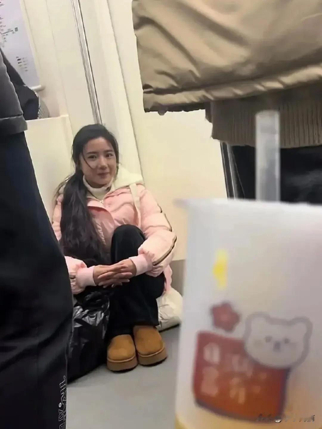 对视了