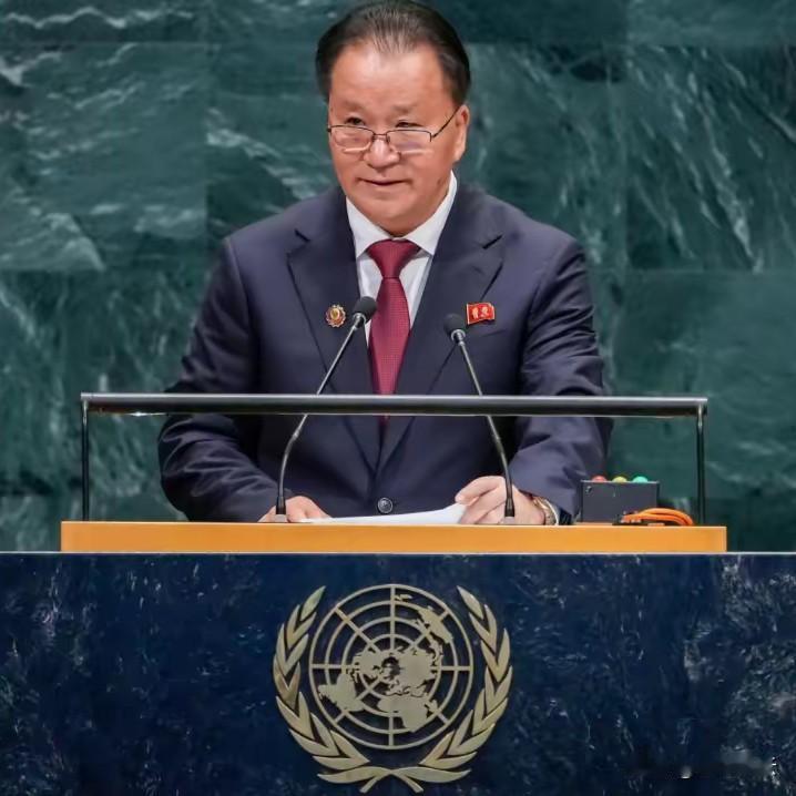 联大最后一天，中朝代表上演了默契反击日本的一幕。中方先行使答辩权，点名高市早苗政