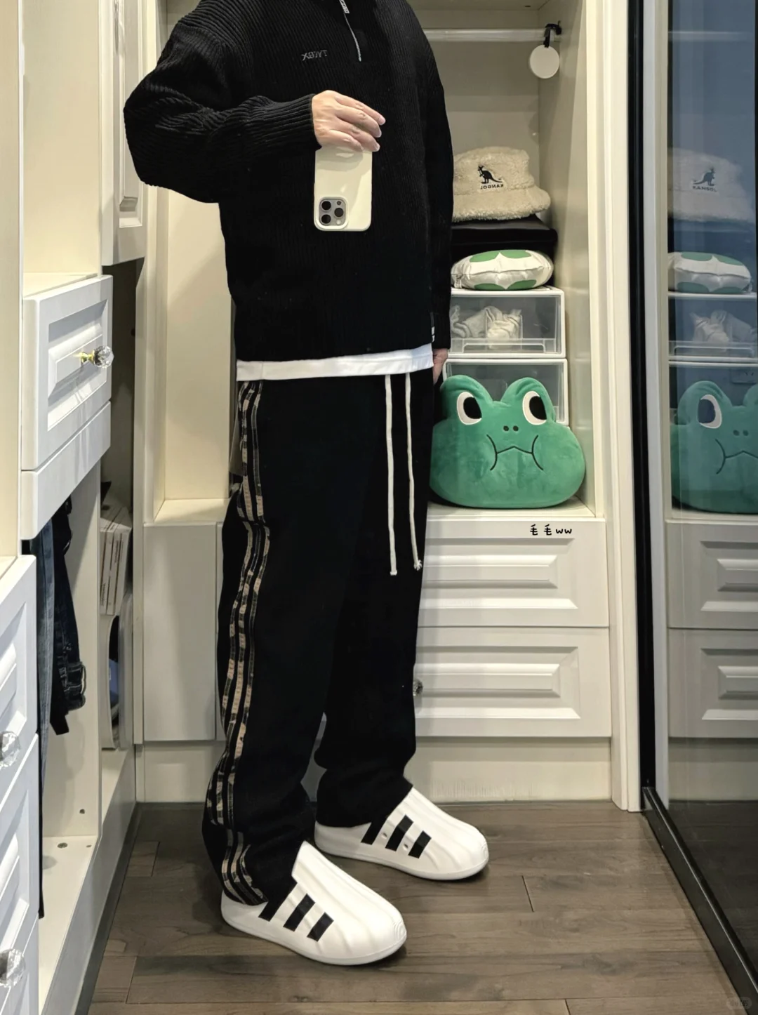 毛衣叠穿｜黑白系穿搭