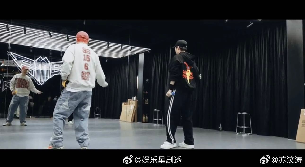 陈楚生 不能用什么风格来定义我 2025巡演纪录片里的他，让“舒适圈”成了过去式