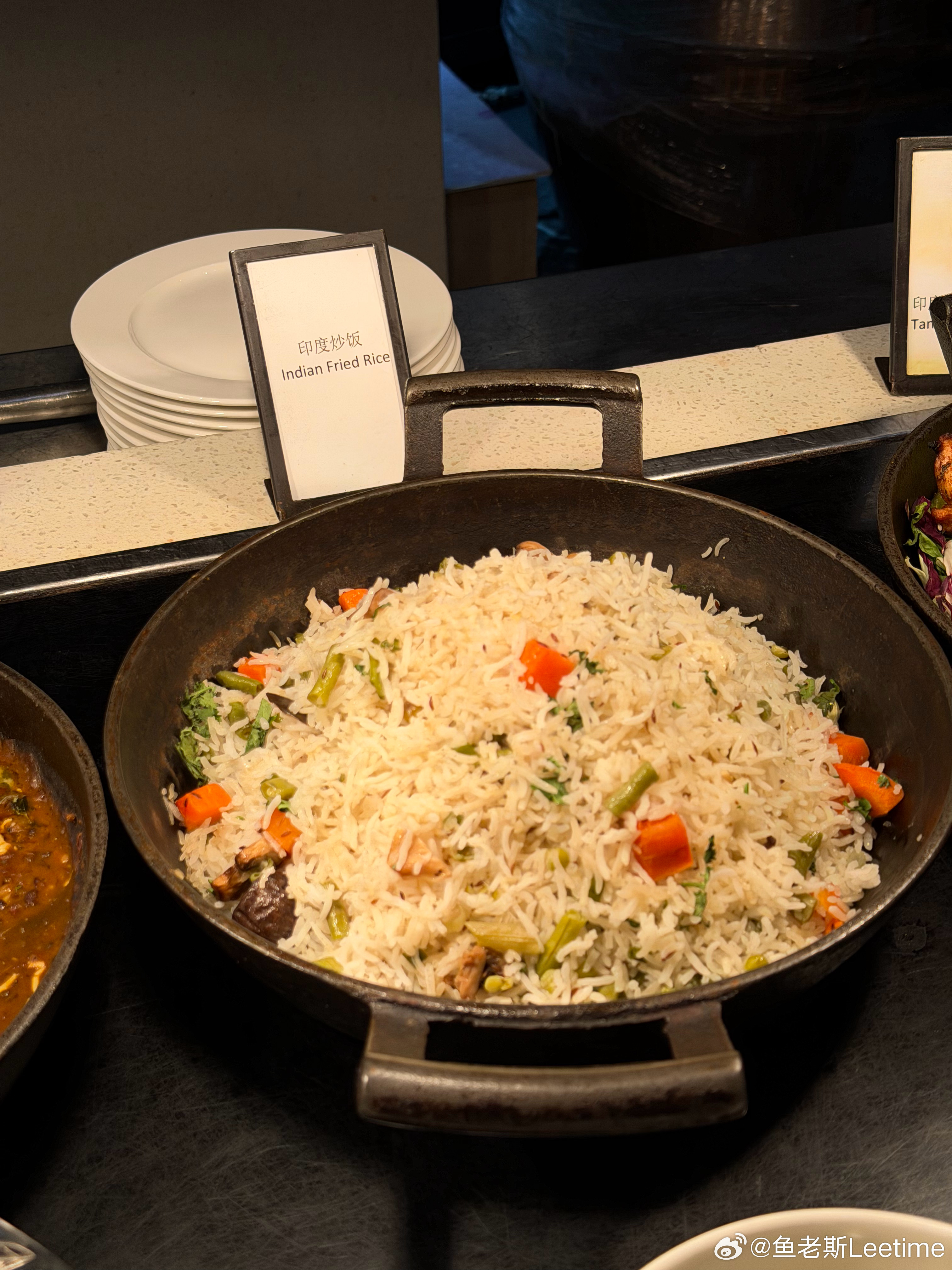 我这天天调侃印度美食，今天酒店给我来了份印度炒饭。这就是报应吗？ 
