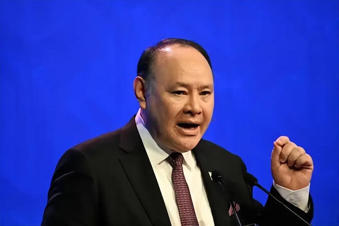 特奥多罗撤回所有驻华菲律宾武官的真正意图是一旦中菲发生摩擦，中菲两国的军方没有了