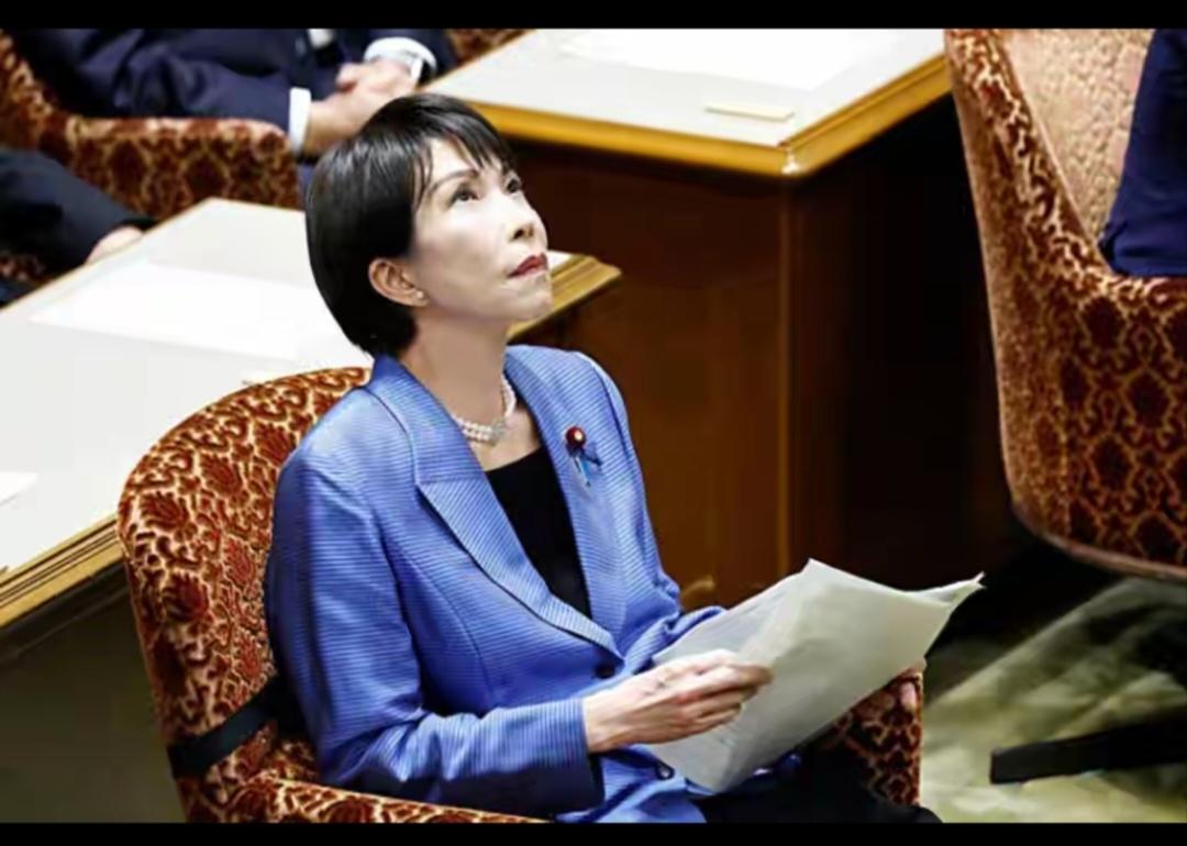 短短48小时内，日本内阁两大核心人物卷入了“捐款门”风波，就连身为首相的高市早苗