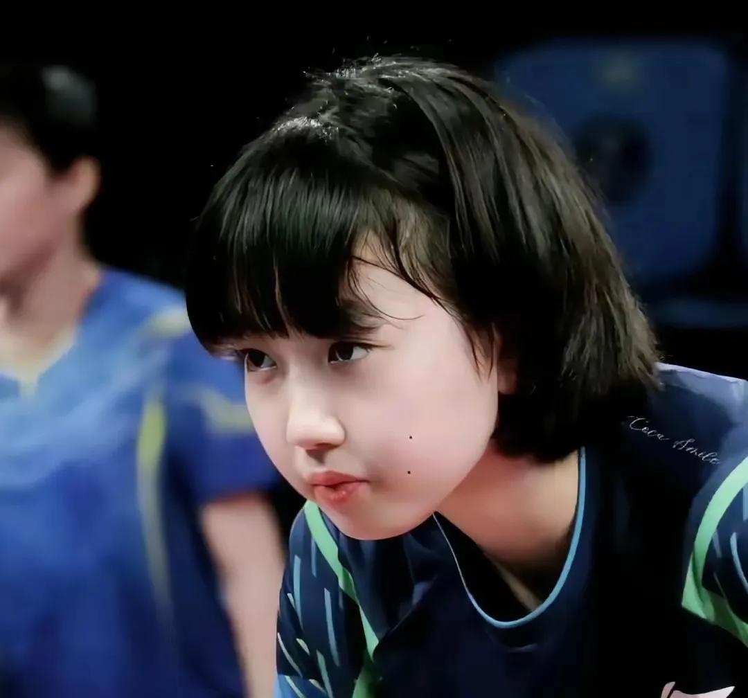 杨惠泽，14岁，会成为下一个莎莎！

第一，小姑娘颜值高，妥妥的未来之星！
第二
