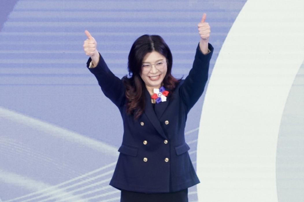 比马英九更勇，郑丽文丢出两岸“震撼弹”——公开主张国民党重返执政后签署“两岸和平