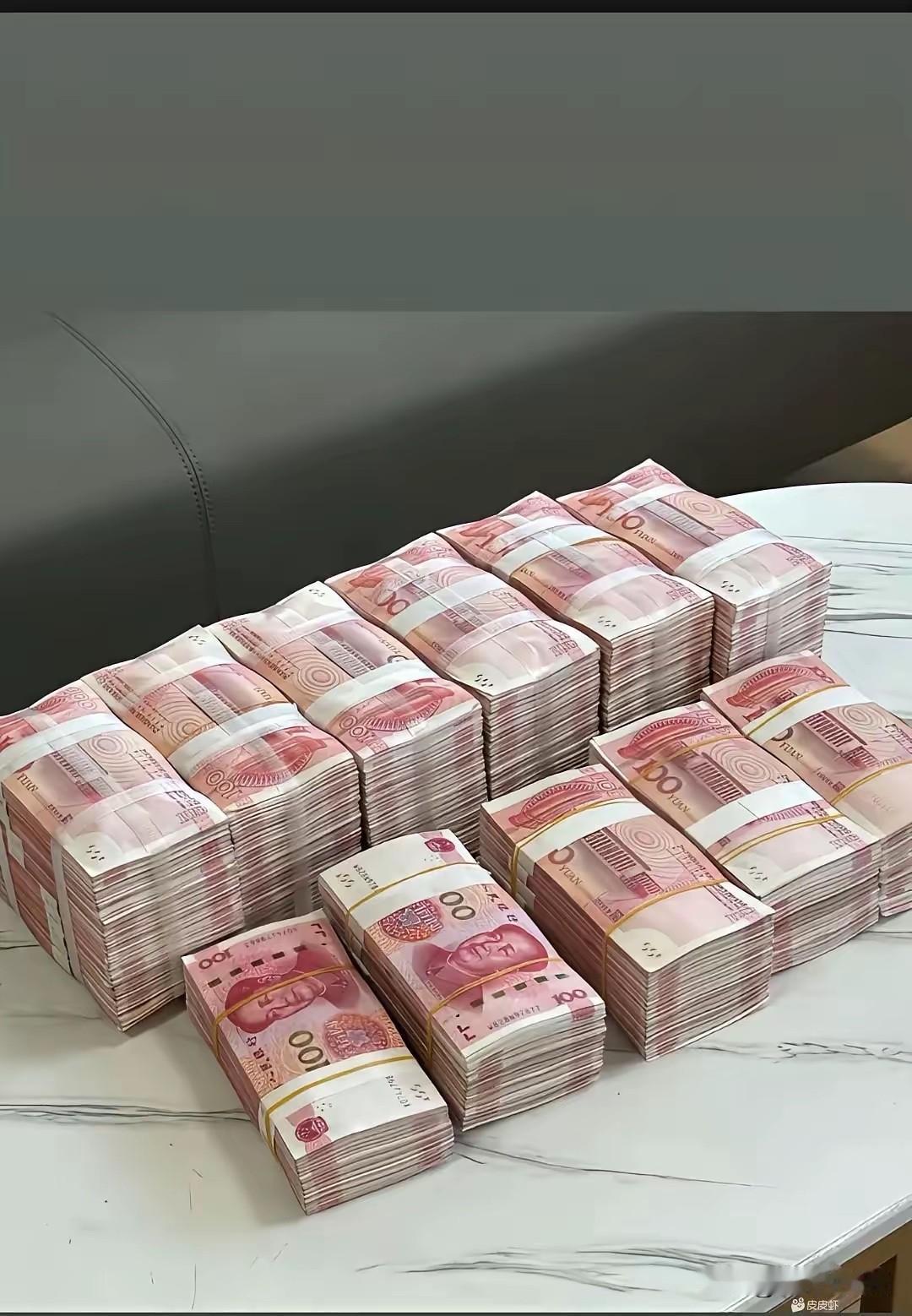 假如你买彩票中了100万大奖，第一件事是做什么？