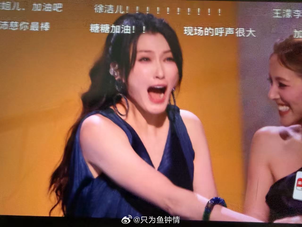 徐洁儿值得 看着她一点点被更多人认识和喜欢，真的有种自家姐姐出息了的感觉，成团快