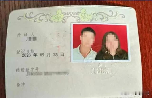 天天刷网络，天天都被网友的操作毁三观。
女方拿了男友46万彩礼，然后就各种骚操作