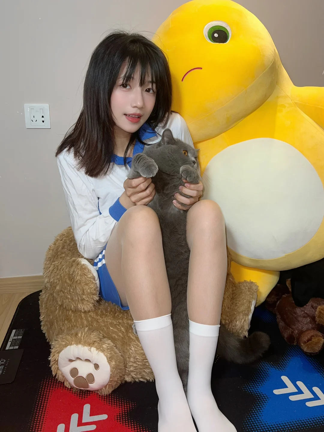 和我两个朋友之前的合照