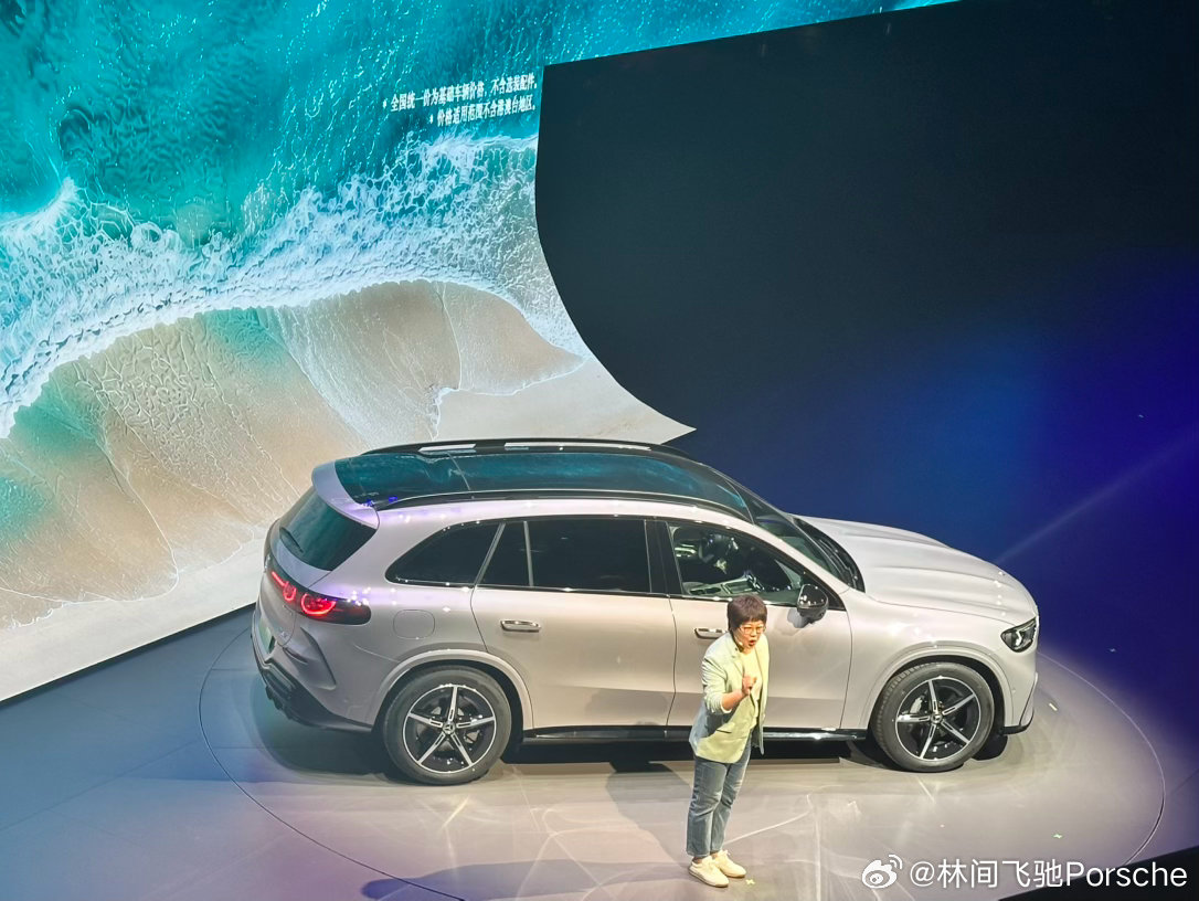 奔驰纯电GLC SUV，价格来了 33.98万起。 