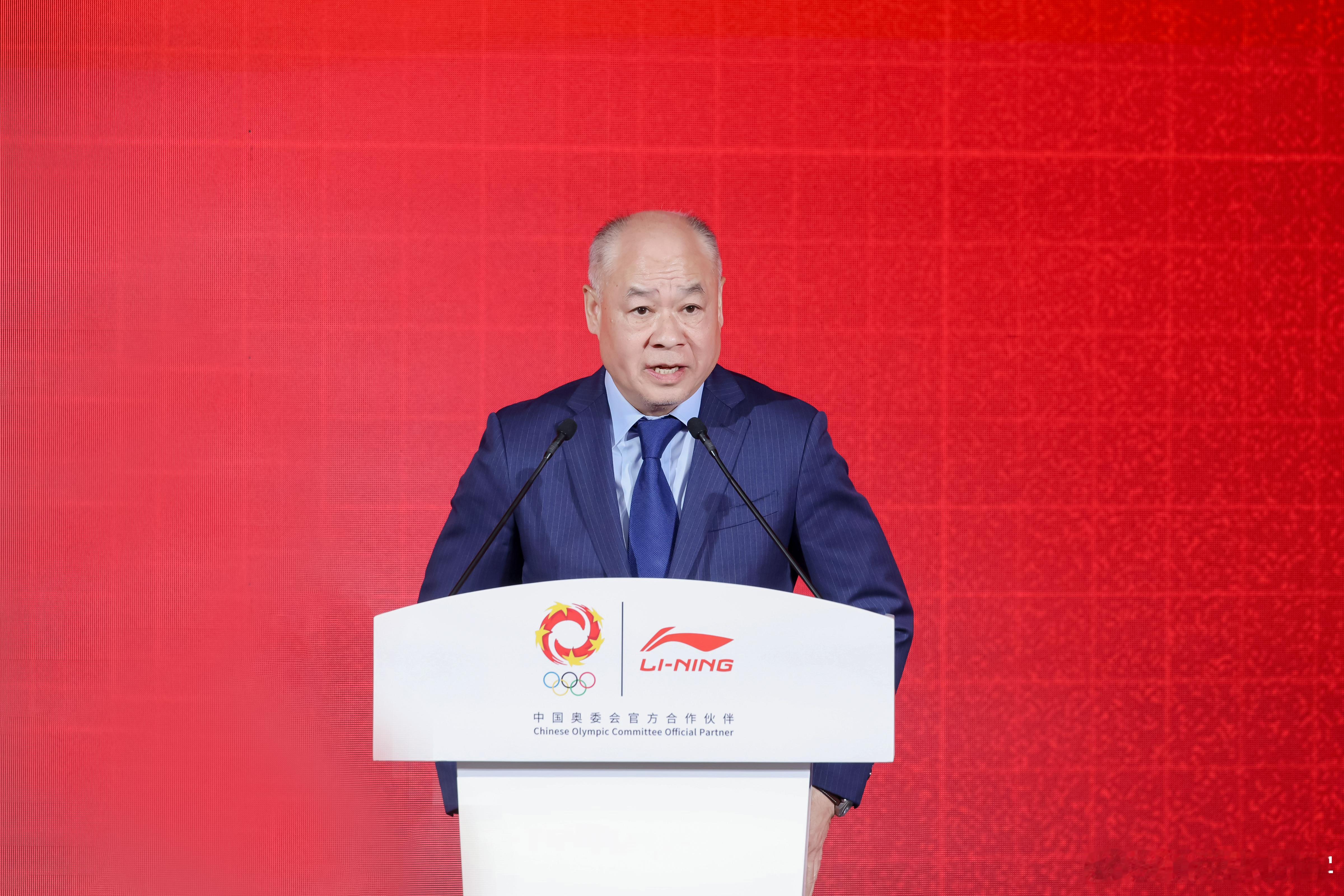 李宁与中国奥委会签约李宁品牌创始人、集团董事长李宁在发布仪式现场表示：“成为中国