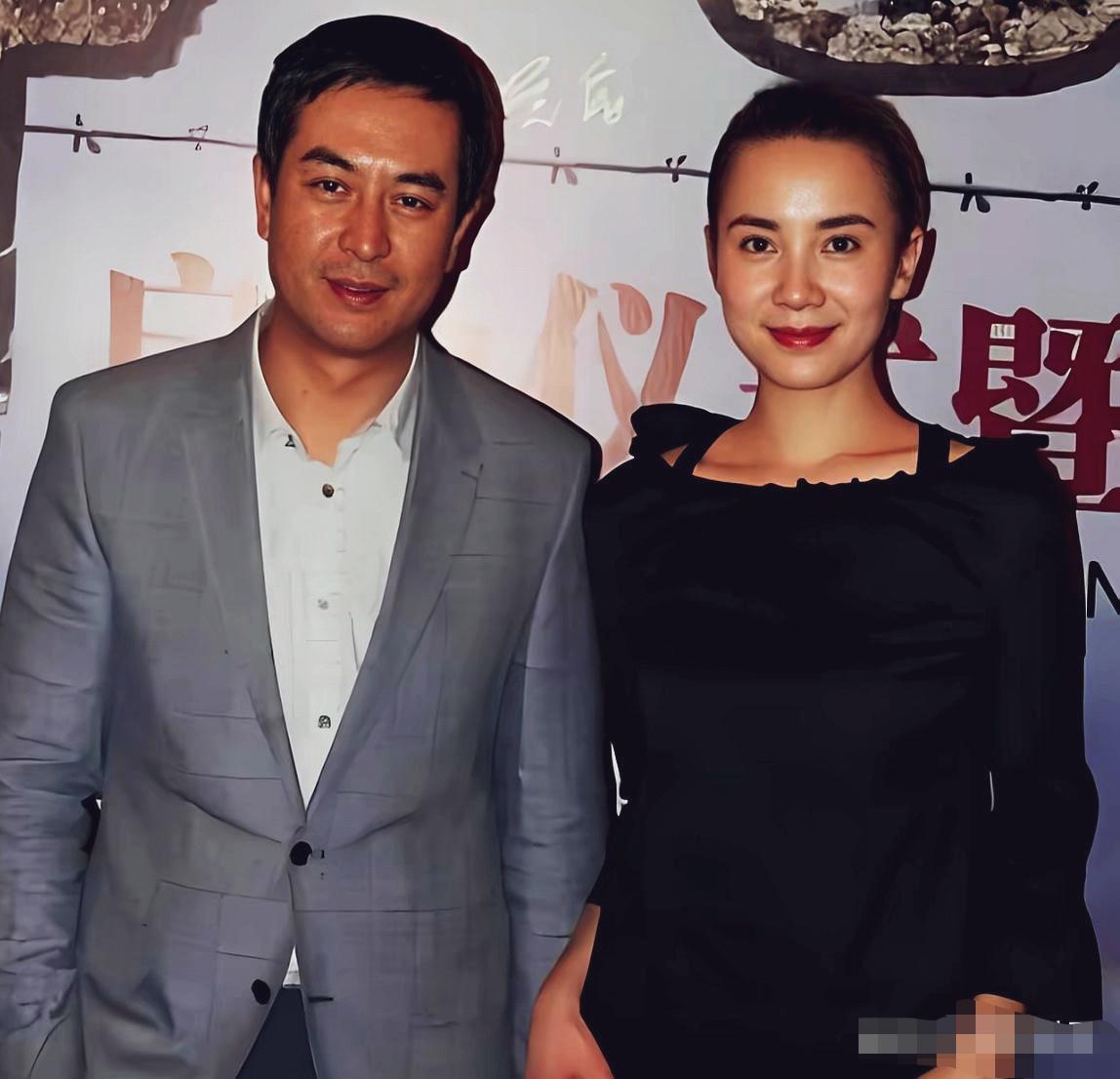 张嘉译宋佳同框照，两位都是实力派演员，现在都混的风生水起！张嘉译