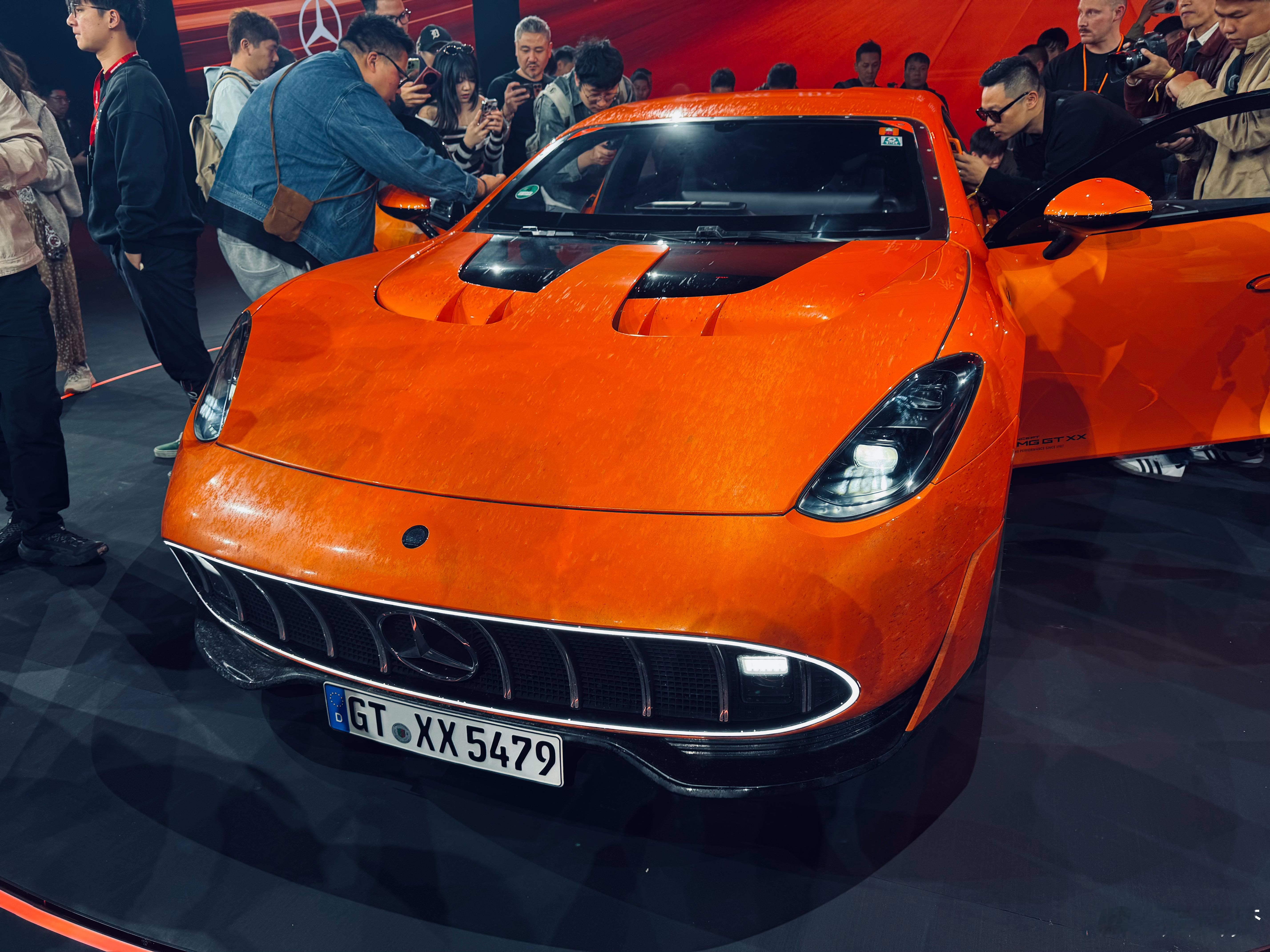 来一组AMG GT XX概念车的照片这车上的一些技术要是能尽快落到量产车上，确实