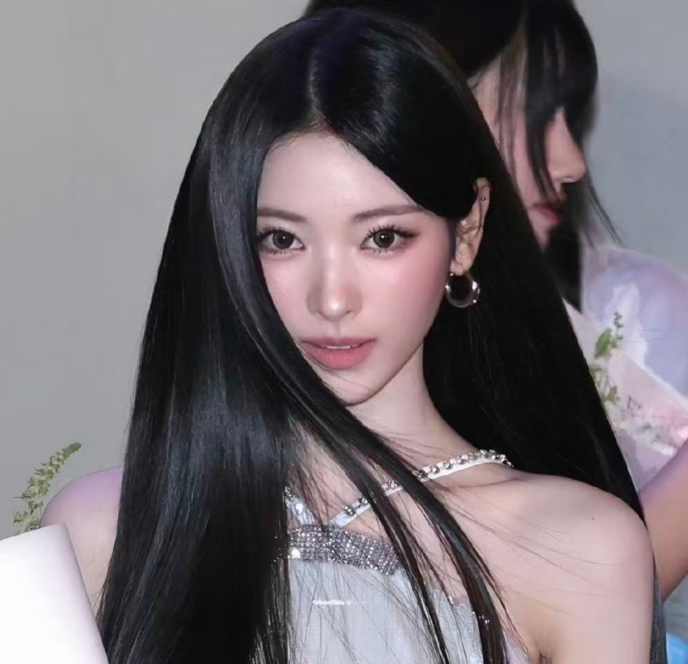 anna的fans为什么在郫县开宁艺卓嘿贴，这是打算暴富小柠檬在大眼欺负她们吗？
