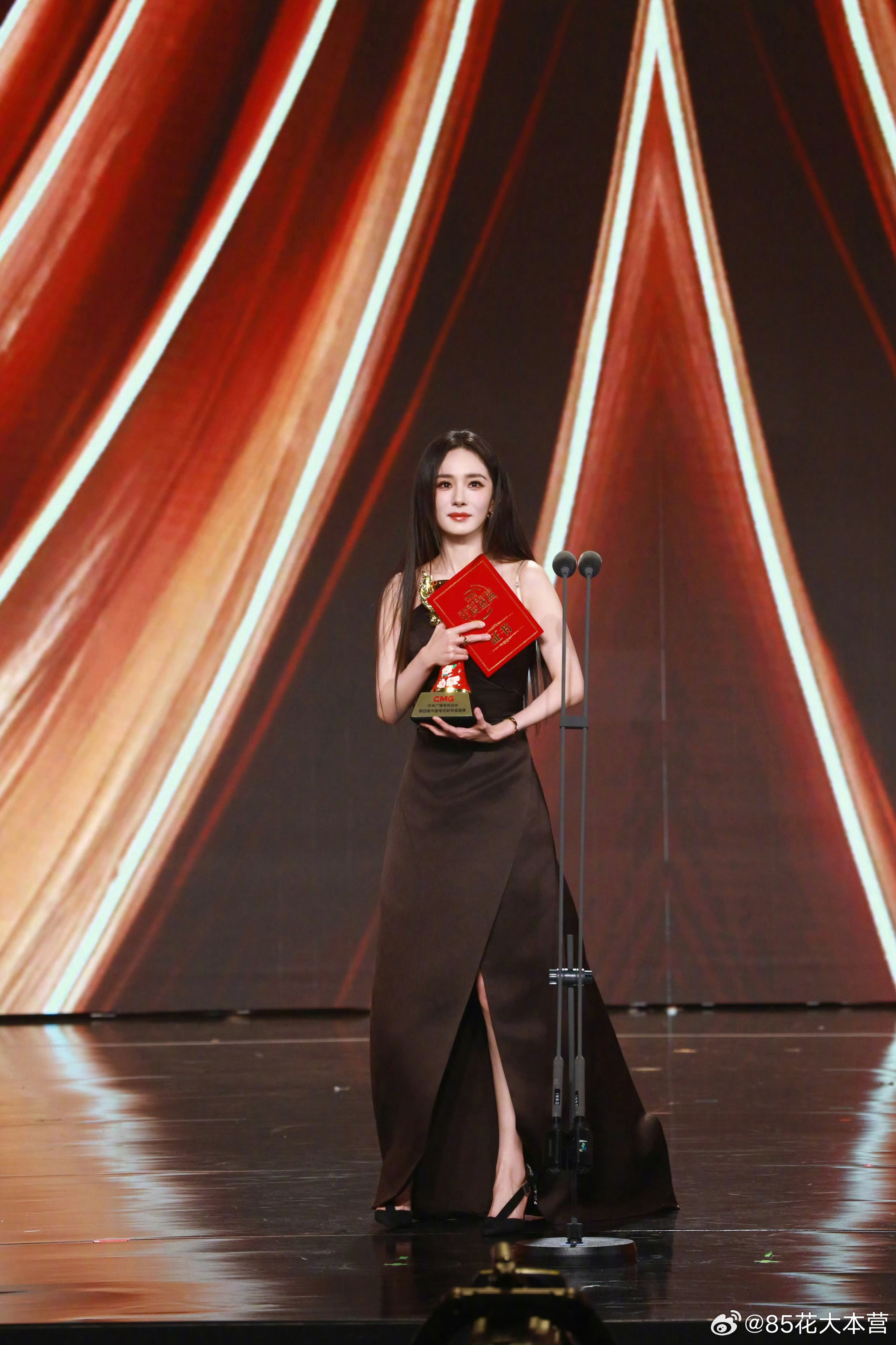 酷云——《生万物》已连续3天卫视剧集收视率TOP1《生万物》一上星黄金档，也是轮