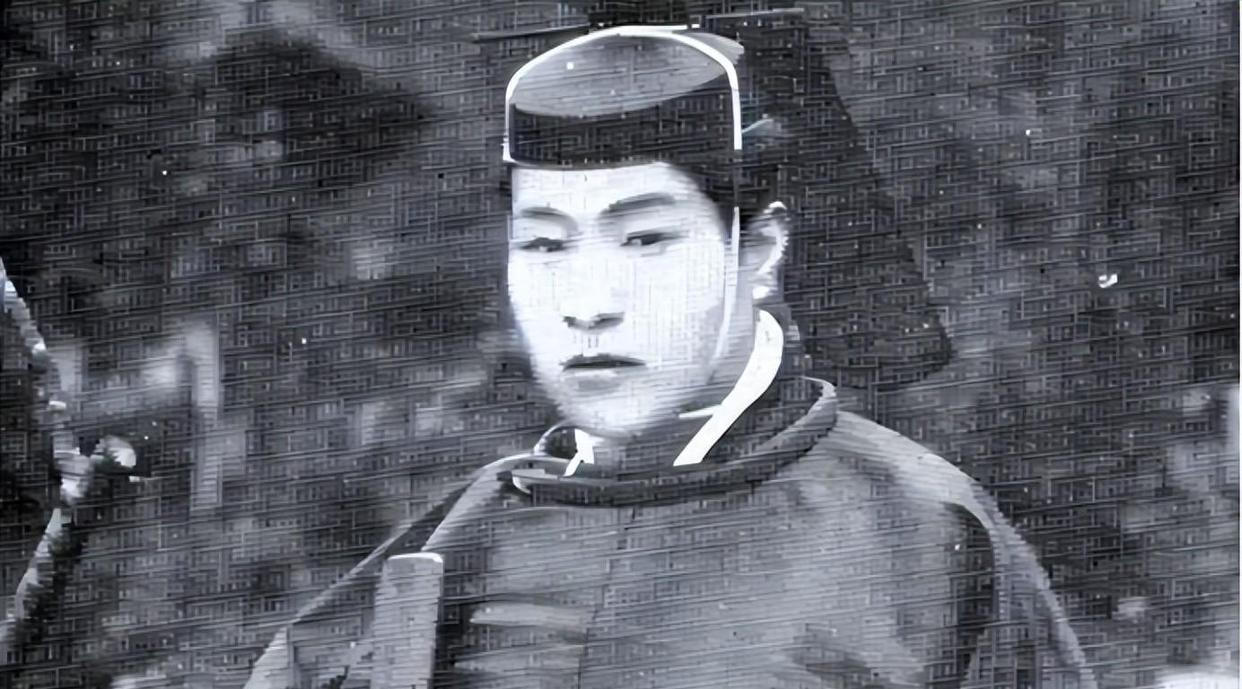 日本有一个非常著名的预言家——王仁三郎、他曾经预言2030年前后日本将会灭亡、这