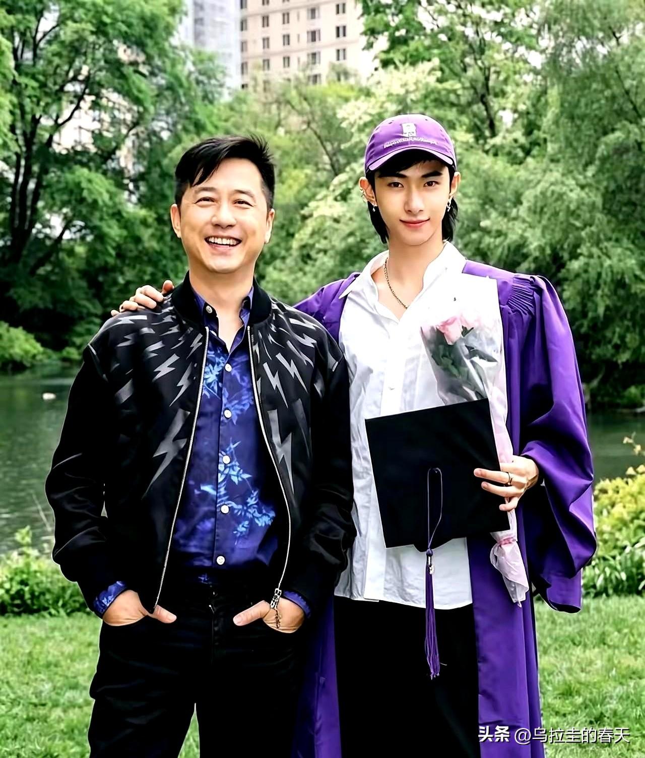 看到哈利的近照，突然想起他爸妈那档子事。
当年庾澄庆家里什么背景，伊能静又是什么
