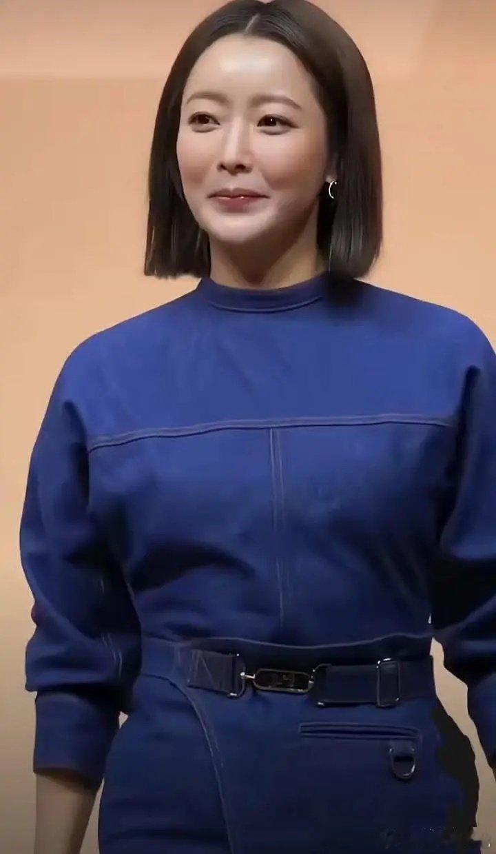 金喜善近日照片 ​​​