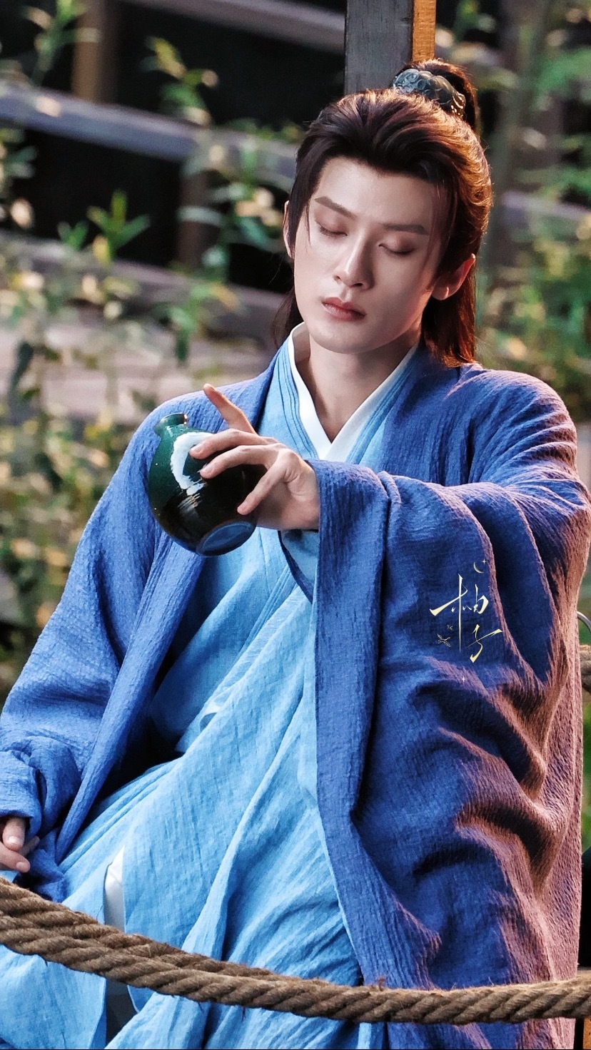 他也很向往平静嘟生活！！檀健次谢却山  | 檀健次何不同舟渡
