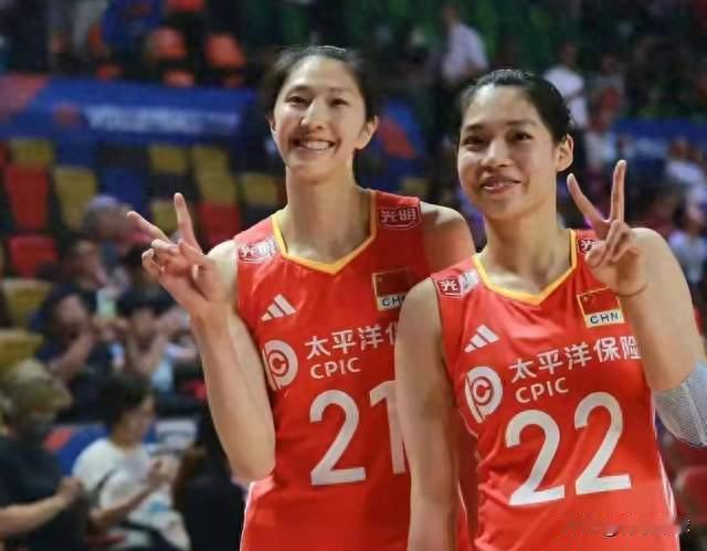 女排亚锦赛失利余波仍在，朱婷回避国家队话题，亚运备战进入冲刺